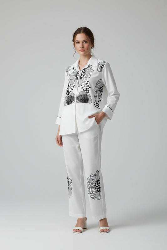 White Floral Bloom